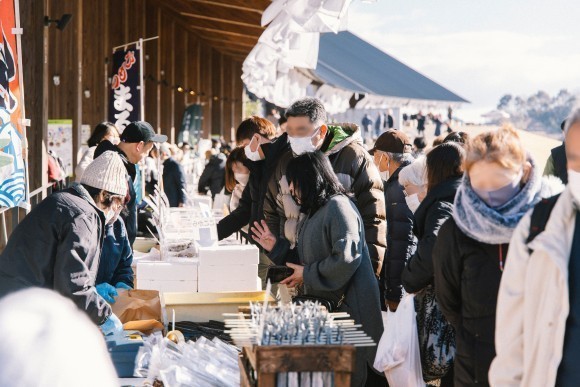 VISONの燦燦朝市