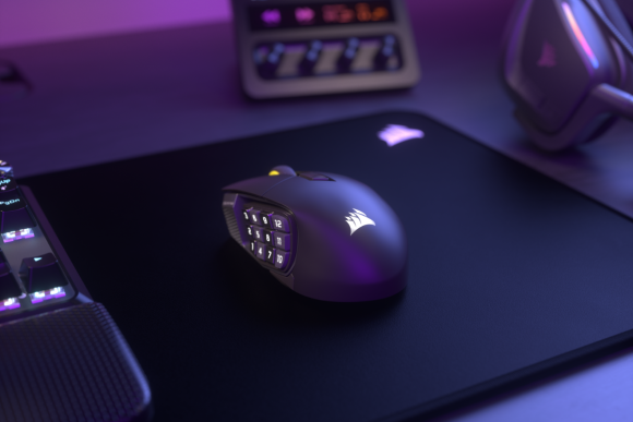 CORSAIRのカスタマイズ可能な16個のボタンを搭載した高性能ワイヤレスゲーミングマウス「SCIMITAR ELITE WIRELESS SE」を販売開始