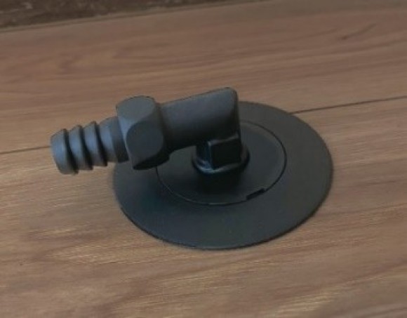 好評につき全国提供開始！ 除湿機の水捨てが不要になる「除湿コンセント」