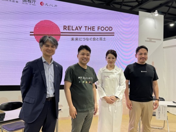 NINZIA代表寄玉（1番右）