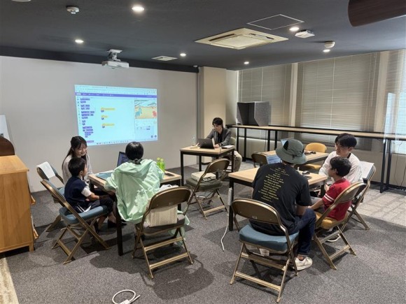 アスノシステムが、子ども向けプログラミング教室を開催