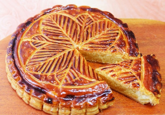 浅野屋のガレット・デ・ロワ