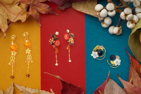 秋の新作「秋立つ」