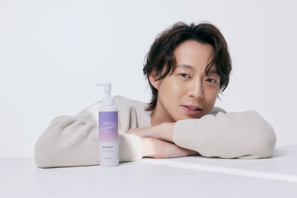 パク・ユチョンさんの誕生日、6月4日より開始 アロマ専門店「アロマブルーム」のプロモーション起用