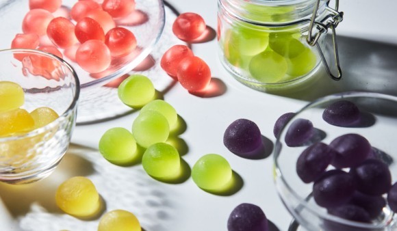 JA×カネカ食品　ラブレ乳酸菌入りグミ　青森りんご岡山マスカット