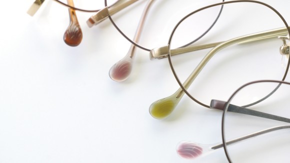 パーソナルカラー を取り入れたアイウェア