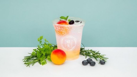 「梅ハーバルソーダ」