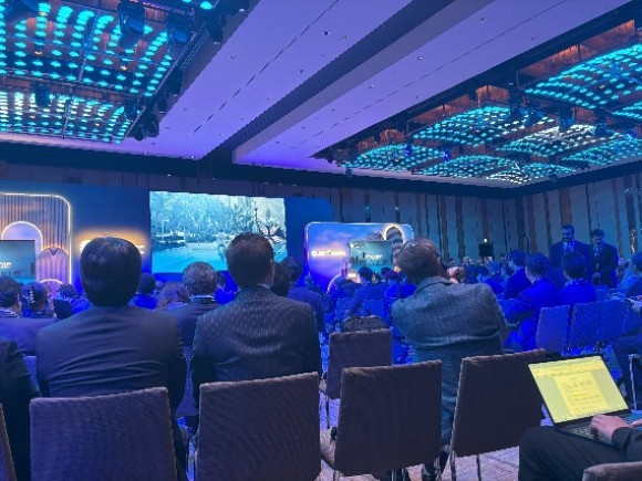 アブダビ投資フォーラム