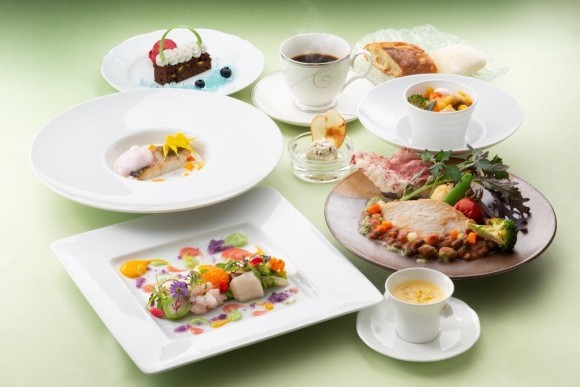 スカイレストラン「ロンド」洞爺ベジランチ