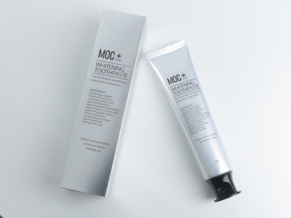「MOC HYDROGEN PEROXIDE TOOTHPASTE」