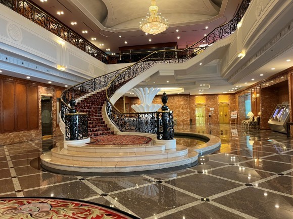 アネックス螺旋階段