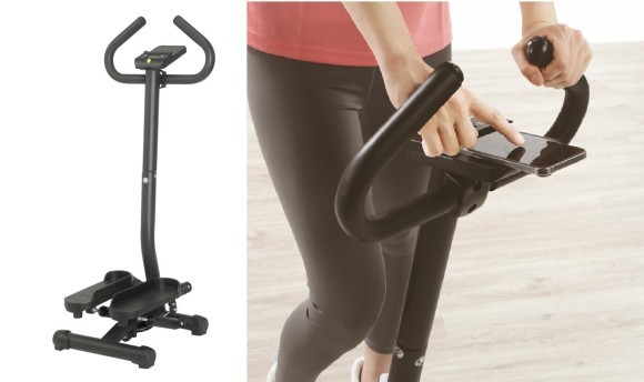 お家で手軽に健康カラダづくり。スマホスタンドが付いた L’CREST　ハンドル付きスウィングステッパー