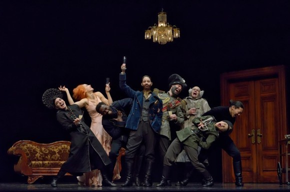 キッド・ピボット『リヴァイザー』©Michael-Slobodian