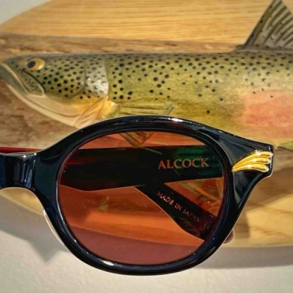 『セイスターグループ オリジナル偏光レンズ 「ヘンコウ レッド30 4-YA」を発売』