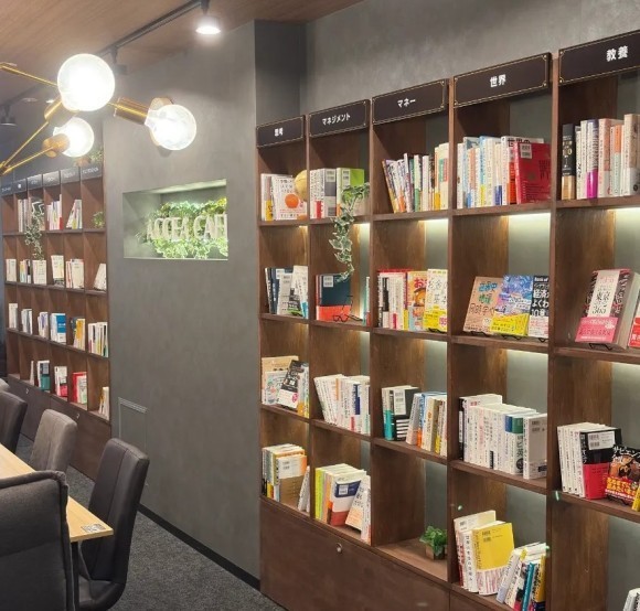 トーハン＆アクセア 本が買えるコワーキングカフェを共同でパッケージ化 企業・自治体などへの導入促進を開始