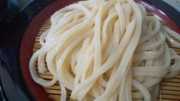 小麦栽培の救世主！加須市うどんの日に農機具王が効果的な肥料「セルパワー」を提案