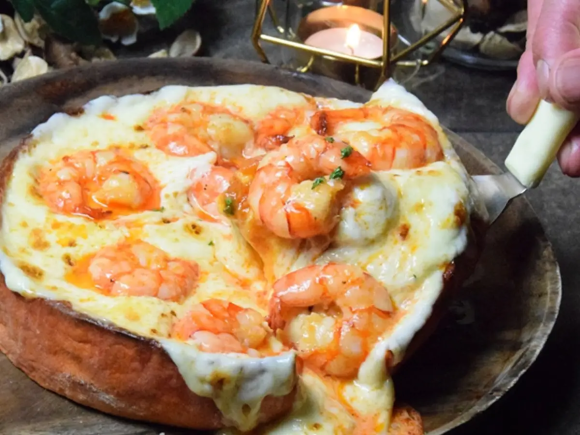 【期間限定】エビのシカゴピザ