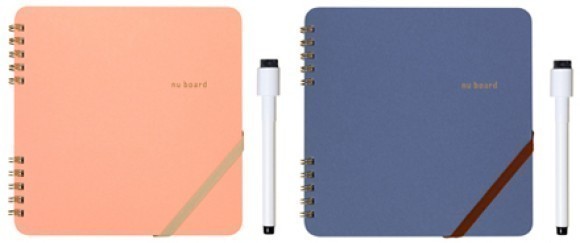 新色サーモンピンクとネイビー