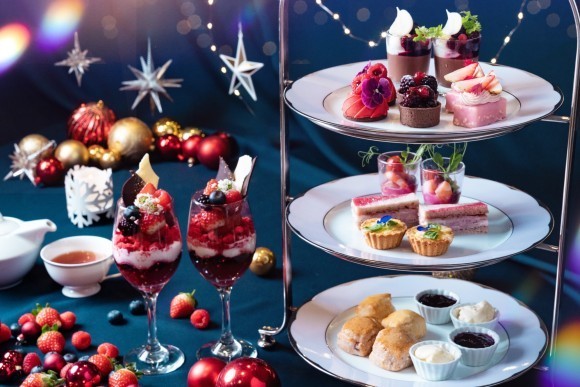 Winter Berry Collection