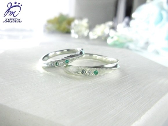 結婚指輪／マリッジリングを奥様はプラチナ、ご主人はシルバーで作られるカップルが増えてます。