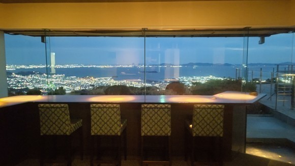 ラグジュアリーラウンジ「STARS」