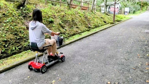 勾配のきつい坂道でも楽々