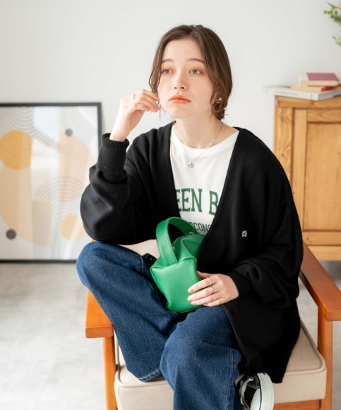 ■ニットカーデ　価格¥4,999（税抜）