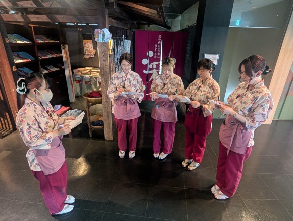 彩向陽のスタッフ