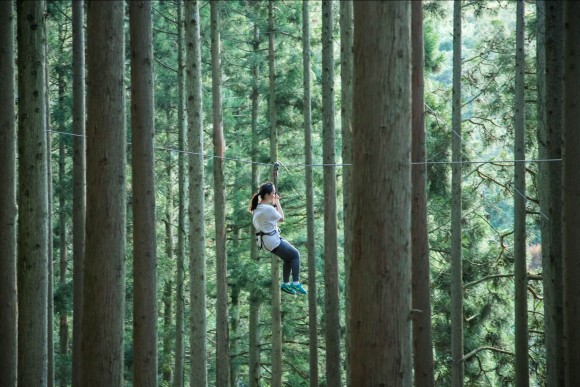 避暑地のジップは爽快！