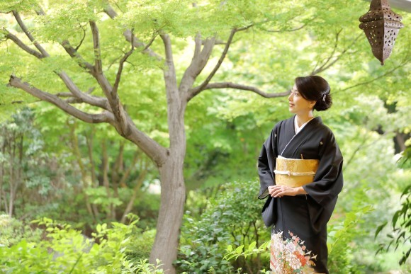 「華屋着」ブランド誕生5周年を記念し、列席衣装の直前割引キャンペーンを実施 ■2025年8月までに挙式予定のご参列者を対象