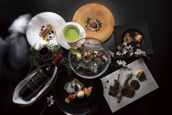 全7品を味わえる「春の摩天楼ディナー」／ザ ロイヤルパークホテル アイコニック 東京汐留