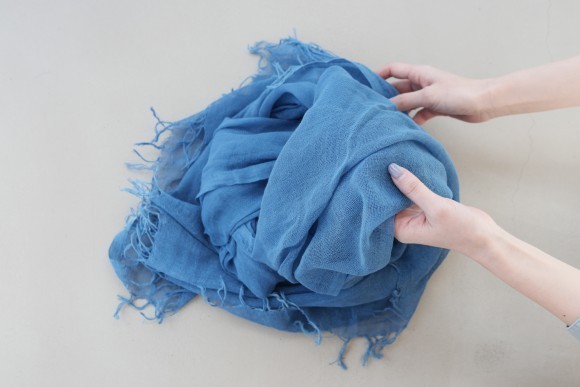 macoroon（マコルン）【藍 綿蚊帳ストール】