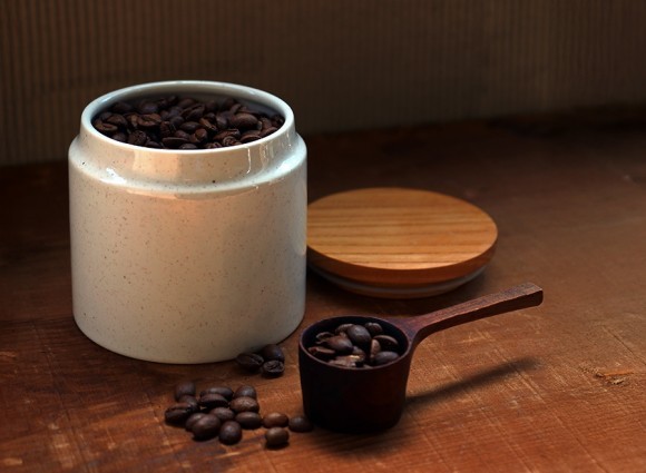 レトロでノスタルジックな雰囲気のマグやプレート『Smith（スミス）』から『Canister M（キャニスターＭ）』が新発売