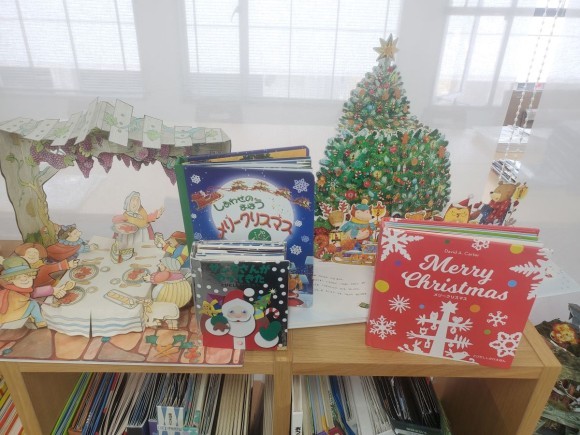 クリスマスプレゼントにピッタリのしかけ絵本１５０点！