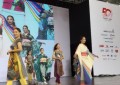 2023年3月にベトナム・ホーチミンで開催された「第 8 回 ジャパン ベトナム フェスティバル」でのアオザイ&きものファッションショー(当NPO後援)