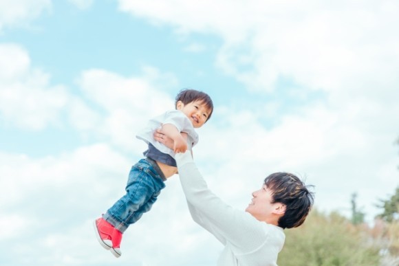 女性社員の社外の夫にも適用可能 CHINTAI独自制度で男性育休取得を後押し