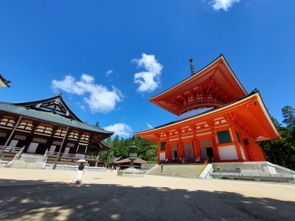 2023高野山伽藍境内での禅ヨガ　　