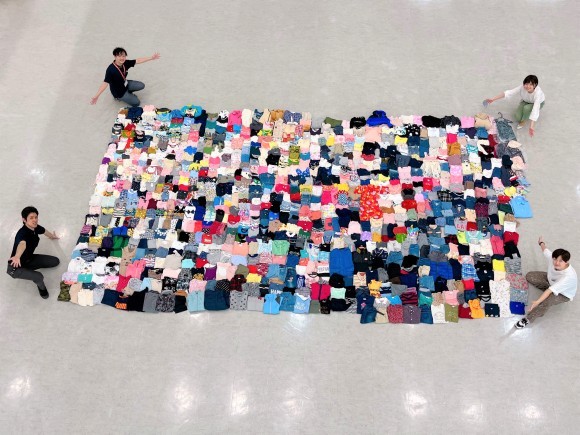 子ども服合計921着(6月27日時点)