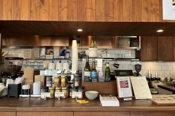 Terra Coffee Roastersは、レストランやベーカリー等の飲食店様向けにスペシャルティコーヒーの導入、料理メニューとのペアリングのためのコンサルティング、アドバイスの提供から、エスプレッソマシーン等の必要な機材のリース等を総合的に支援する「飲食店様向けスペシャルティコーヒー・ペアリング支援プログラム」を開始しました。