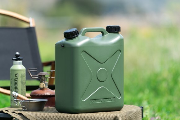 OUTDOOR MANの新製品　アウトドア用ウォータータンク『AQUA TANK』