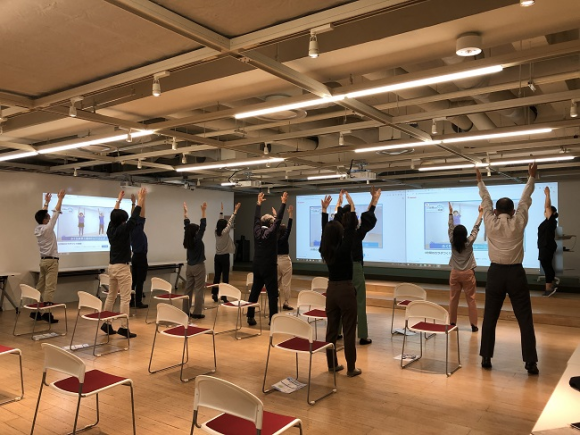 転倒災害予防プログラム受託数が前年比で約30％増加