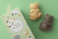 猫好きのイクミママが「可愛い！」と思わず手に取りたくなるようなお菓子を作りたくて約２年の歳月をかけて完成させました