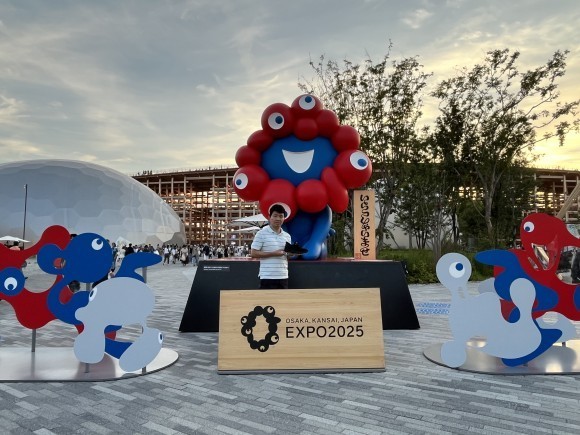 万博プレス写真