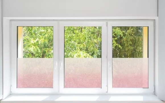 伝統の手すき和紙で「結露の問題を解決」しながら、 お部屋を「美しく、和やかな、安らぎの空間」に。