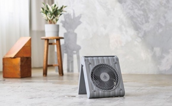 ヤマダオリジナル 太陽光発電扇風機「ソーラーパワーファン」発売！