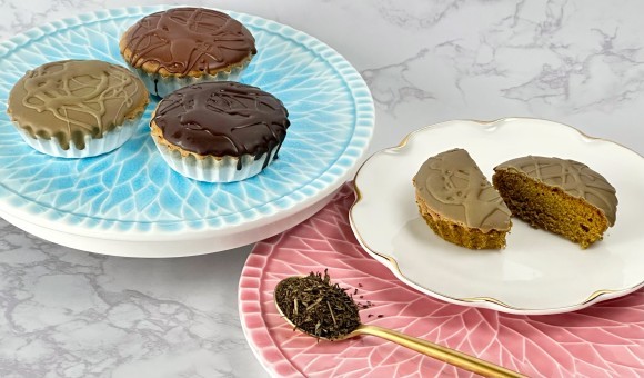 チョコがけほうじ茶マドレーヌ