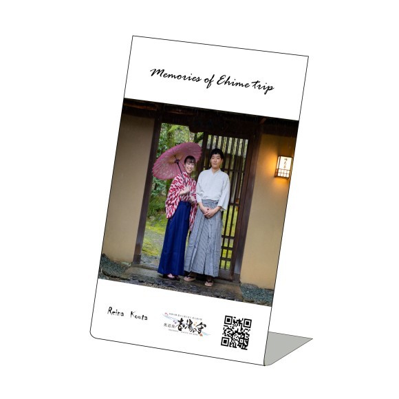 QRコードを添付した特製フォトフレーム