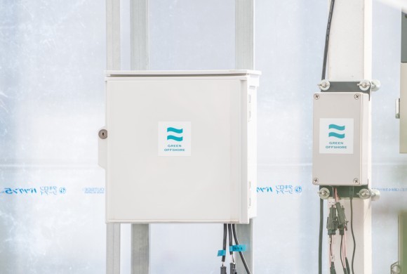 左：GO SWITCH側窓モデルと右：GO SWITCH標準モデル