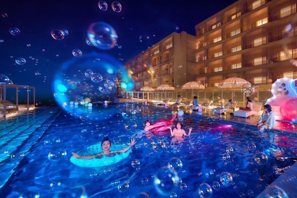 冬でも楽しめる屋外ホットプール