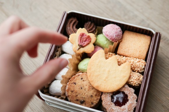 《発売開始》錢屋カフヱー 折々のクッキー缶 4月